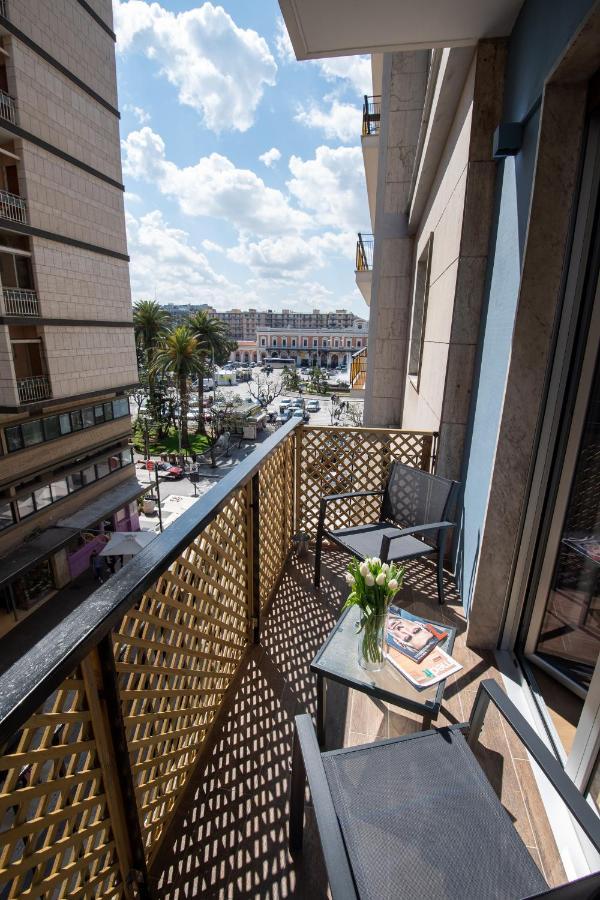 Contemporaneamente 147 - Modern & Comfort Rooms باري المظهر الخارجي الصورة