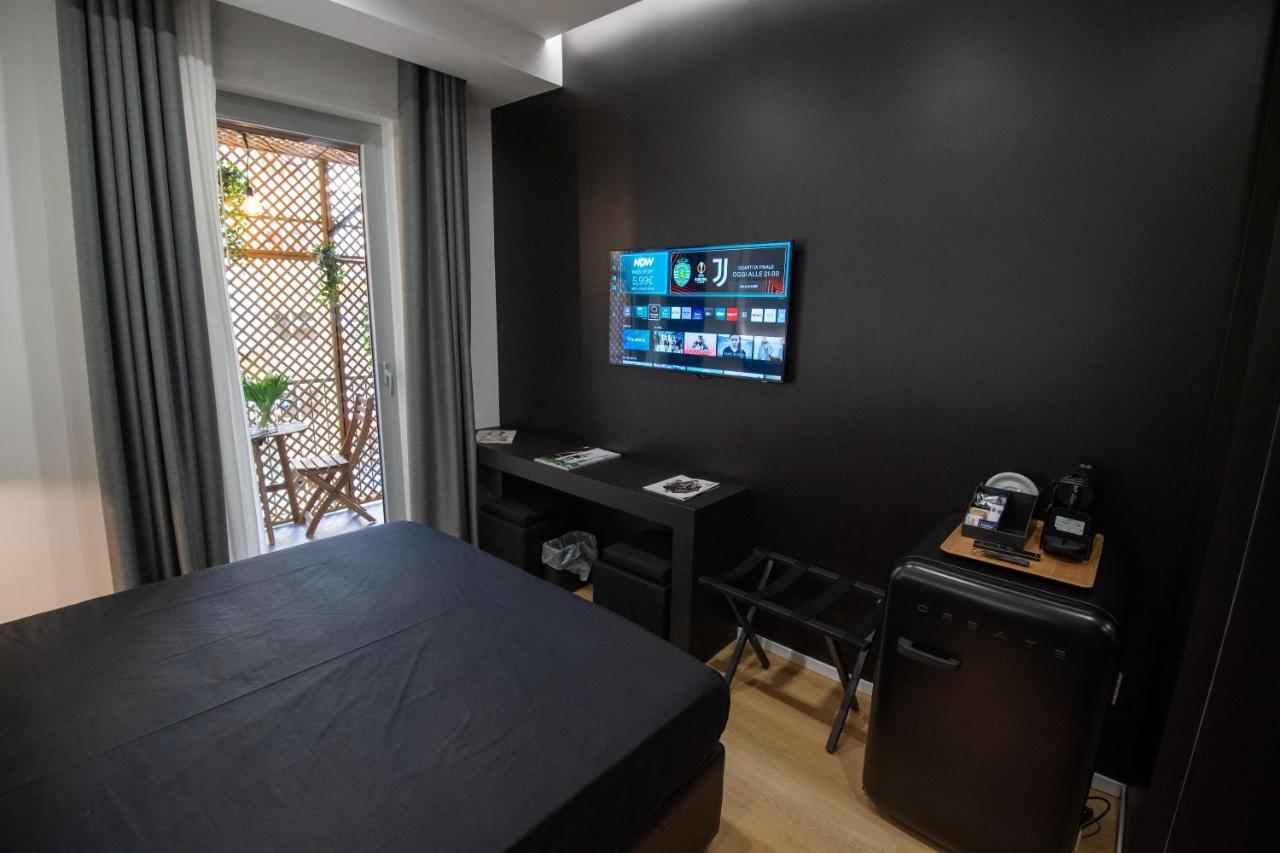 Contemporaneamente 147 - Modern & Comfort Rooms باري المظهر الخارجي الصورة